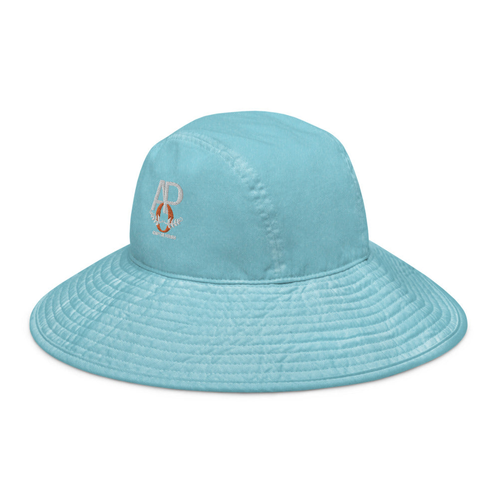 Wide brim bucket hat