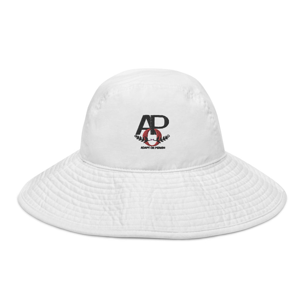 Wide brim bucket hat